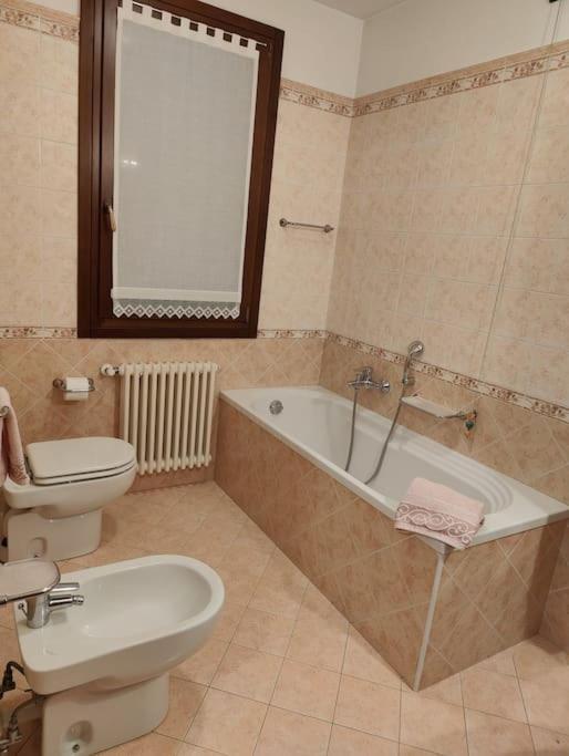 Villa Ama Pordenone Bagian luar foto